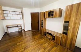 Apartament 3 camere, 50mp, parcare, zona Terra