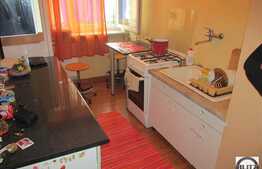 2 camere, semidecomandat, 46 mp, balcon, boxa, zona strazii Al. Vlahuta