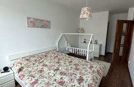 Apartament 3 camere, 70 mp, curte 50 mp, zona Vivo