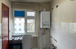 Apartament de 4 camere, 78.84 mp, etaj intermediar, zona strazii Parang