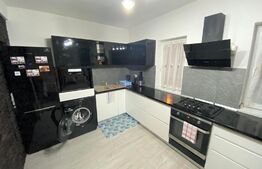 Apartament de 3 camere, 93.2 mp, etaj intermediar, zona strazii Paris