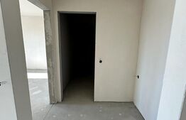 Apartament 2 camere, decomandate, terasa 20 mp, zona Oasului