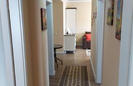 Apartament 4 camere, 80 mp, boxa, parcare subterana, 2 bai, 2 balcoane, zona Sub Cetate