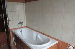 2 camere, 63 mp, decomandat, zona Raiffeisen Bank! Nemobilat! Loc parcare!