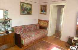 De vanzare 2 camere, 50 mp, balcon, zona Diana!