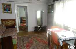 De vanzare 2 camere, 50 mp, balcon, zona Diana!