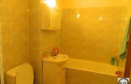 3 camere, 65 mp utili, decomandat, boxa la subsol, izolat, zona strazii Fabricii