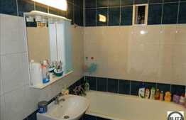 Vanzare apartament 2 camere si 2 locuri parcare, orientare S-V, zona Expo