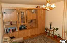 Vanzare apartament 2 camere si 2 locuri parcare, orientare S-V, zona Expo