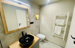 Apartament 3 camere, 53 mp, mobilat lux, parcare, zona Teilor