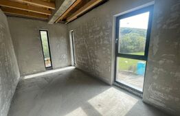 Duplex semifinisat, 4 camere, 170 mp Tauti