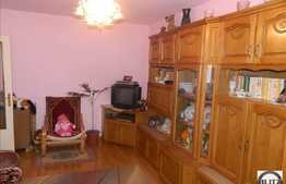 Apartament 3 camere, 65 mp utili, decomandat, garaj, zona strazii Streiului!