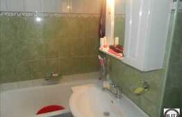 Apartament 3 camere, 65 mp utili, decomandat, garaj, zona strazii Streiului!