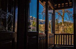 Vilă istorică exlusivistă, 900 mp utili, 1300 mp teren, Sinaia