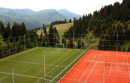 Complex turistic Fundata, 4300 mp constructii si 52000 mp teren