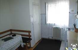 De vanzare apartament 2 camere, 52 mp utili, decomandat, zona strazii Fabricii!