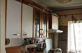 3 camere, decomandat, 64 mp, etaj intermediar, balcon, zona Calea Floresti