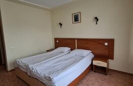 Pensiune turistica de vanzare, 1400 mp, Zona Predeal