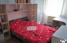 Vanzare 3 camere, decomandat, 63 mp, balcon, boxa, zona Complexului Sirena