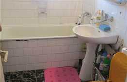 4 camere, decomandat, 96 mp, parcare, boxa la subsol, zona strazii Aleea Brates