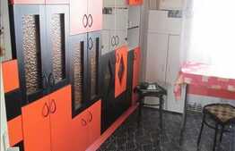 4 camere, decomandat, 96 mp, parcare, boxa la subsol, zona strazii Aleea Brates