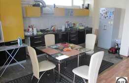 Apartament 2 camere, 70 mp utili, parcare, terasa, zona Kaulfland