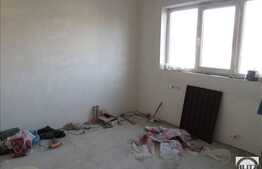 De vanzare mansarda cu 1 camera, 42 mp, decomandat!