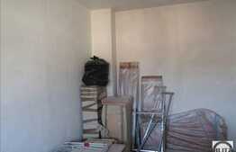 De vanzare mansarda cu 1 camera, 42 mp, decomandat!