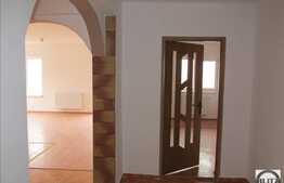 3 camere, 78.58 mp plus balcon 8.24 mp, zona aerisita!