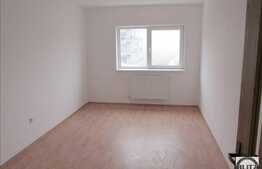 3 camere, 78.58 mp plus balcon 8.24 mp, zona aerisita!