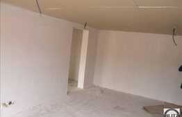 Vanzare mansarda cu 2 camere, 55 mp, zona linistita! Semifinisat! Loc parcare!
