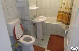 4 camere, 82 mp, decomandat, boxa la subsol, zona strazii Al. Vlahuta!