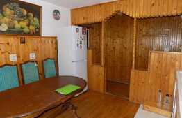 Apartament cu 2 camere, decomandat, 57 mp utili, 1 balcon, in zona Billa din Manastur