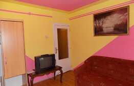 Apartament cu 2 camere, decomandat, 57 mp utili, 1 balcon, in zona Billa din Manastur