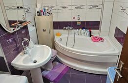 Apartament cu 2 camere, 38mp, etaj intermediar, parcare cu CF, lift, zona centrala Apahida