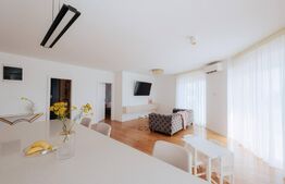 Apartament cu 4 camere, 107mp, lux, 2 parcari, zona UMF