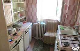 De vanzare apartament 3 camere, 51 mp, boxa la subsol, zona strazii Mehedinti