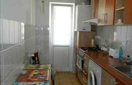 Apartament cu 2 camere, 52 mp, decomandat, 1 balcon, zona strazii Mehedinti!