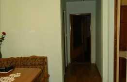 Apartament cu 2 camere, 52 mp, decomandat, 1 balcon, zona strazii Mehedinti!