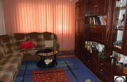 2 camere, 52 mp, decomandat, etaj intermediar, 1 balcon, zona Calea Floresti