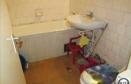 2 camere, 51 mp, boxa la subsol, zona strazii Fantanele!