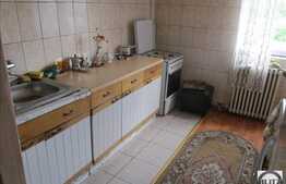 De vanzare 3 camere, 78 mp utili, decomandat, debara, zona strazii Plopilor!