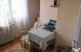 De vanzare 3 camere, 78 mp utili, decomandat, debara, zona strazii Plopilor!