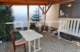 Apartament 2 camere, 52mp, decomandat,  gradina 80 mp, parcare, zona Dumitru Mocanu