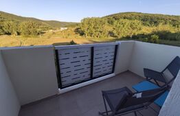 Apartament modern, 2 camere, 50mp, parcare, priveliste superba, Valea Garbaului