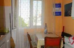 3 camere, 69 mp, izolat termic, AC, boxa la subsol, zona strazii Bucium!