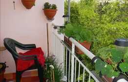 3 camere, 69 mp, izolat termic, AC, boxa la subsol, zona strazii Bucium!