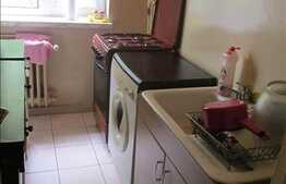 De vanzare 4 camere, 56 mp utili, semidecomandat, zona strazii Garbau!