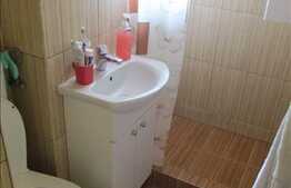 De vanzare 4 camere, 56 mp utili, semidecomandat, zona strazii Garbau!