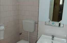 Vanzare apartament cu 3 camere , loc parcare, la 5 minute de Iulius Mall